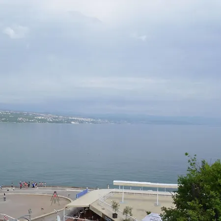 Galeb 3*