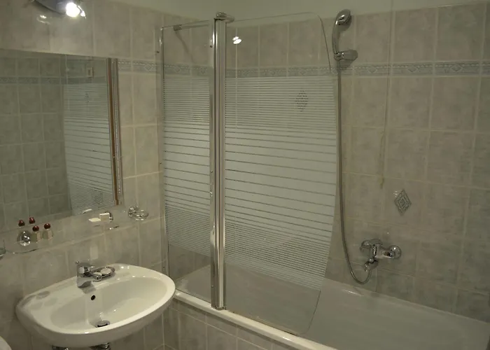 Готель Galeb Опатія